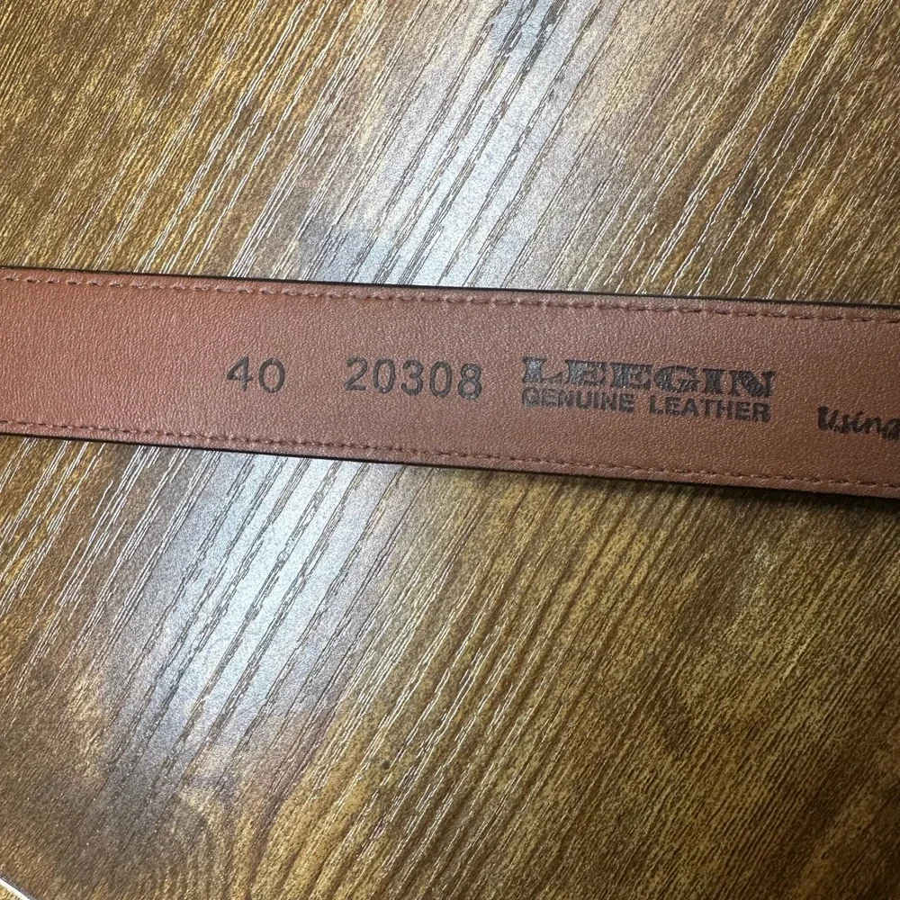 Leegin Mens Brown Genuine Leather Belt Size 40 Handcrafted USA 20308 Silver